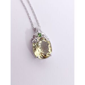 Ouro Verde Quartz 6.8 Carats and Chrome Diopside Pendant Necklace